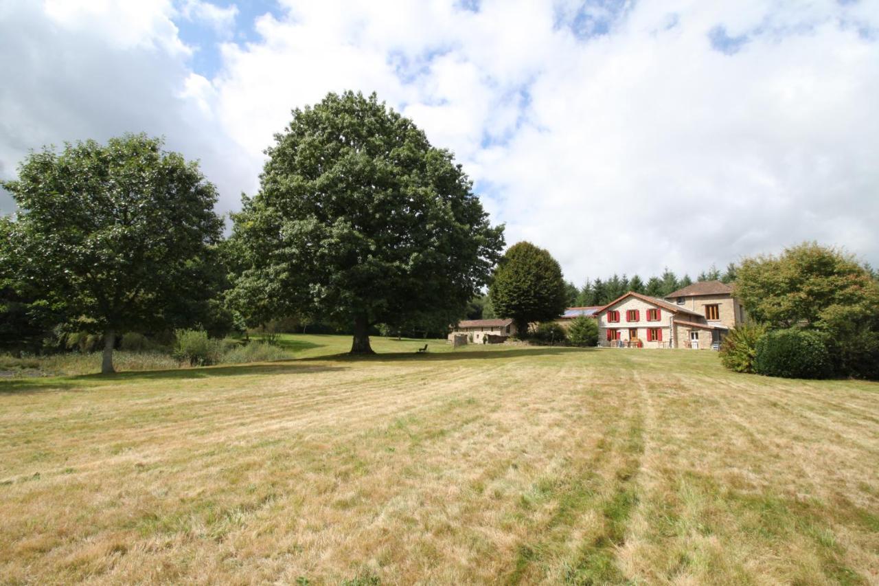 Отель Domaine Les Ourgeaux Pageas Экстерьер фото