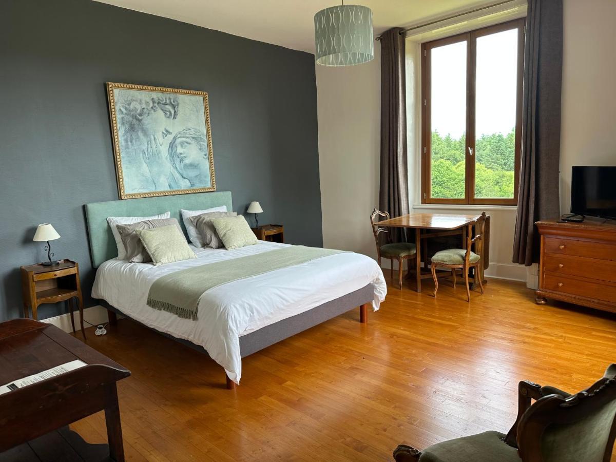 Отель Domaine Les Ourgeaux Pageas Экстерьер фото